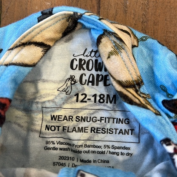 Little crowns & capes Alice in wonderland bamboo short romper - Picture 3 of 4